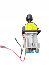 sterownik-wywrotu-z-pto-dzwignia-kipra-joystick-manetka-z-lampka