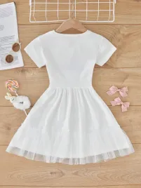 sukienka-dziewczeca-rozkloszowana-z-napisami-midi-biala-casual-shein-110
