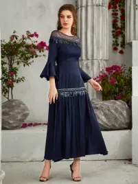 sukienka-zdobiona-cekinowymi-fredzlami-maxi-xl-42