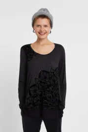 bluzka-zdobiona-nitami-czarna-wiskoza-desigual-34