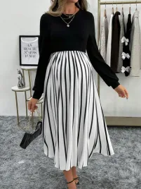 sukienka-ciazowa-midi-w-paski-rozkloszowana-czarno-bialacasual-shein-s-36