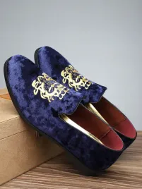 loafersy-welurowe-aksamitne-eleganckie-haftowane-granatowe-shein-45