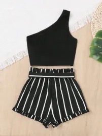 komplet-dziewczecy-top-prazkowany-na-jedno-ramie-spodenki-casual-shein-162