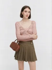 sweterek-dopasowany-twist-z-dekoltem-serce-rozowa-casual-shein-s-36