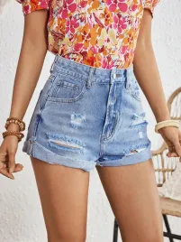 spodenki-jeansowe-z-dziurami-niebieskie-casual-shein-26