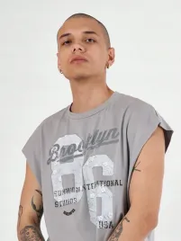 koszulka-meska-bokserka-vintage-z-nadrukiem-szara-casual-sumwon-s