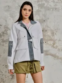 kurtka-jeansowa-kontrastujaca-z-kolnierzykiem-biala-casual-shein-l-40