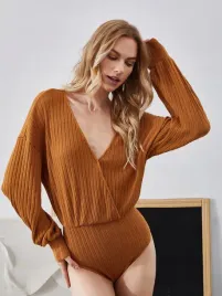 body-dzianinowe-prazkowane-kopertowe-rude-m-38