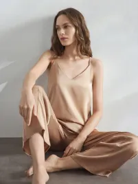 pizama-komplet-satynowy-khaki-top-na-ramiaczkach-spodnie-shein-l-40