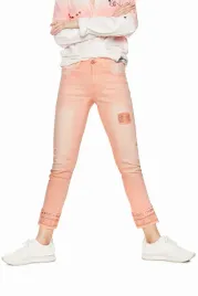 jeansy-rurki-lososiowe-z-haftami-desigual-28