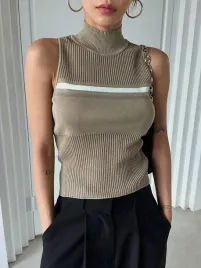 top-ze-stojka-bez-rekawow-khaki-casual-dazy-xs-34