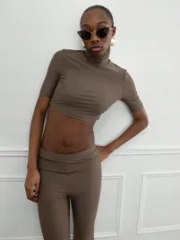 top-crop-z-golfem-brazowy-casual-missguided-s-36