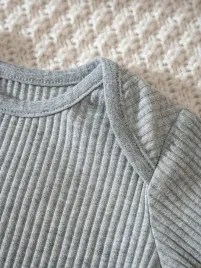 body-niemowlece-bawelniane-prazkowane-3-pak-casual-cozy-62