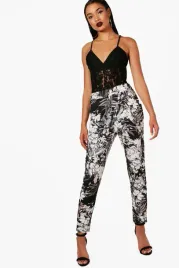 boohoo-spodnie-rurki-legginsy-kwiatowy-wzor-xs-34