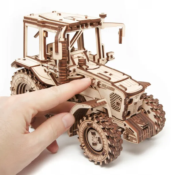 ewa-drewniane-puzzle-model-3d-traktor-belarus-82-plec-chlopcy