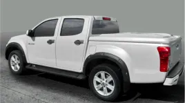 poszerzenia-nadkoli-blotnikow-isuzu-d-max-2016-tuning-top-imitacja-srub
