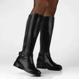 czarne-kozaki-z-elastyczna-cholewka-i-ozdobna-klamra-zendaia