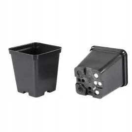 doniczka-produkcyjna-czarna-9-cm-05l-100-sztuk-do-rozsady-pomidora-p9