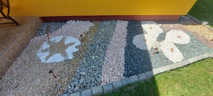 kamien-ozdobny-grys-bialy-marmurowy-8-16-mm-20kg