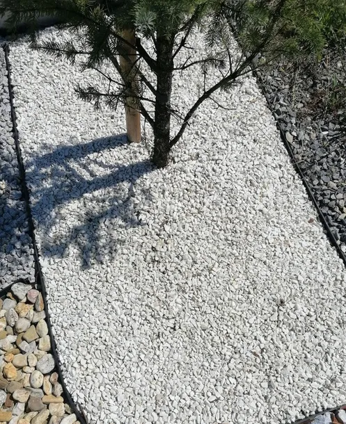 kamien-ozdobny-grys-bialy-marmurowy-8-16-mm-20kg-stan-nowy-produkt-wprowadzony-do-obrotu-na-terenie-ue-przed-13-12-2024-nie