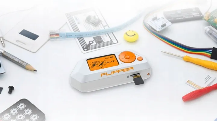 flipper-zero-basic-wielofunkcyjne-narzedzie