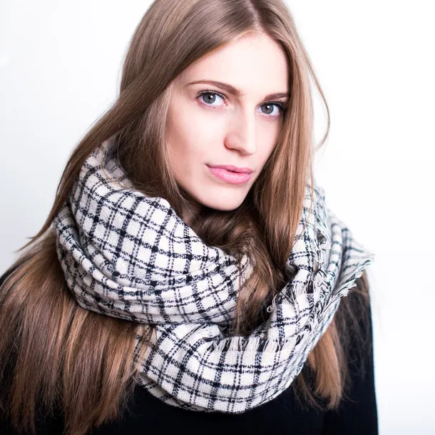 szalik-kraciasta-esencja