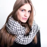 szalik-kraciasta-esencja