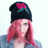 czapka-big-flower-stan-nowy