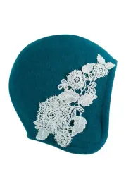 czapka-delicate-flower
