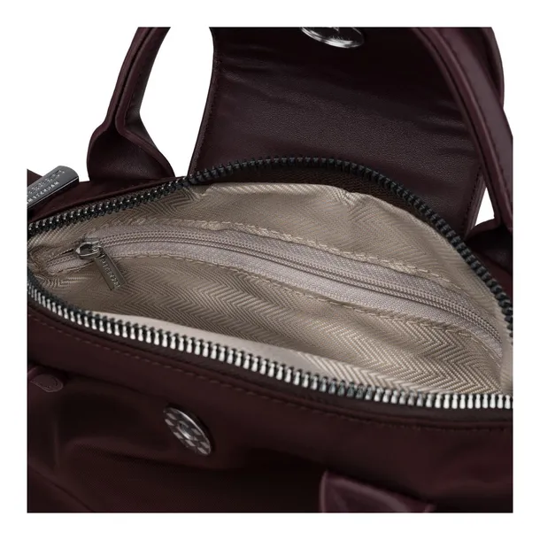 rovicky306800-marka-peterson