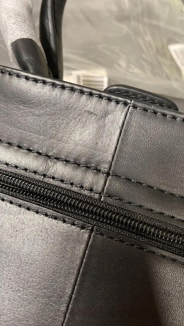 torebka-bugatti-czarny-stan-nowy