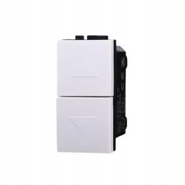 modul-gniazda-zasilajacego-shucko-1p-1p-10a-250v-bialy-do-living-series