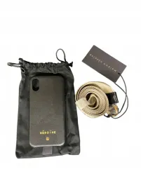 maison-heroine-iphone-x-xs-case-czarny-brak-pudelko