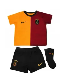 dzieciecy-komplet-nike-galatasaray-dj7912-837-3-6m-65-70cm