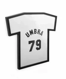 ramka-na-koszulke-t-shirt-s-54x50-cm-czarna-t-frame-umbra