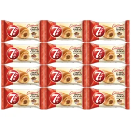 7-days-cream-and-cookies-rogalik-z-kremem-z-orzechow-laskowych-z-kawalkami-ci