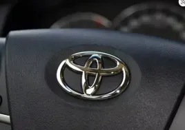 toyota-emblemat-znaczek-logo-w-kierownice-66mmx47mm-przyklejany