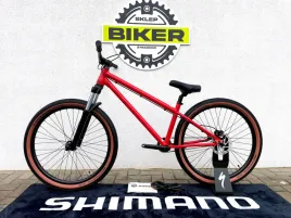 rower-dirt-kona-shonky-26-rama-l-street-stunt-pumptrack-manitou-circus