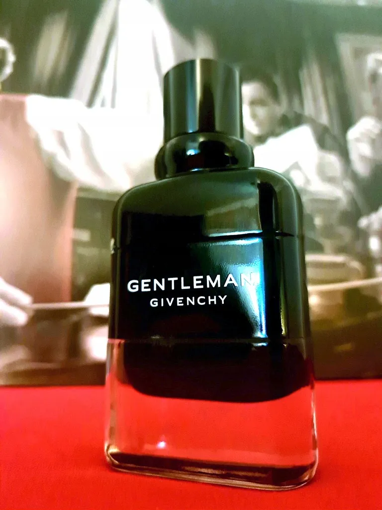 givenchy-gentleman-edp-100ml-flakon-korek
