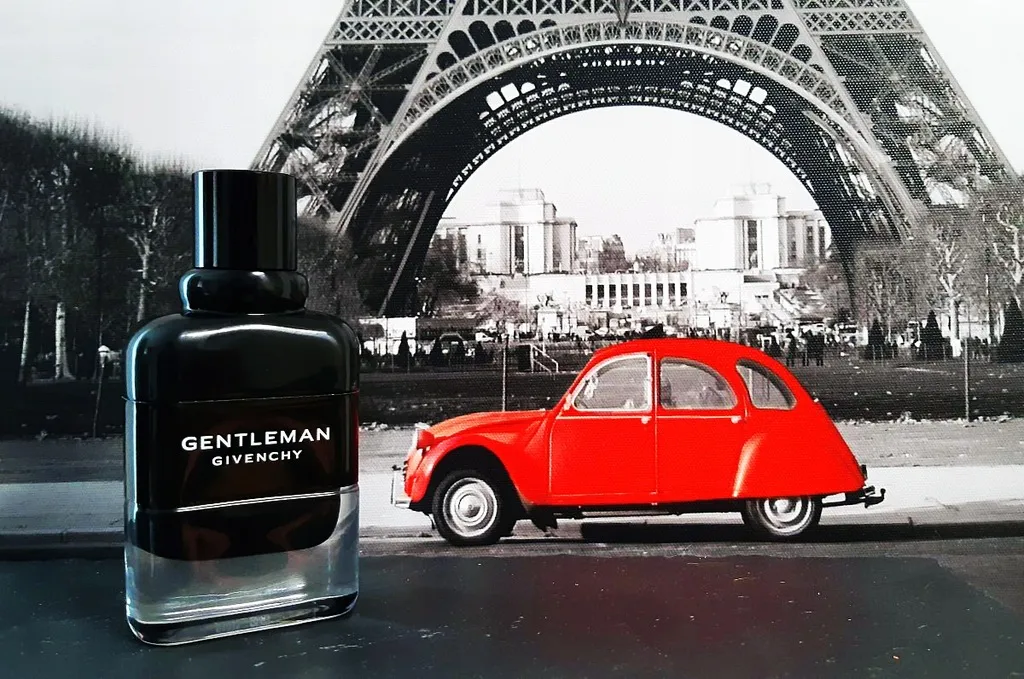 givenchy-gentleman-edp-100ml-flakon-korek