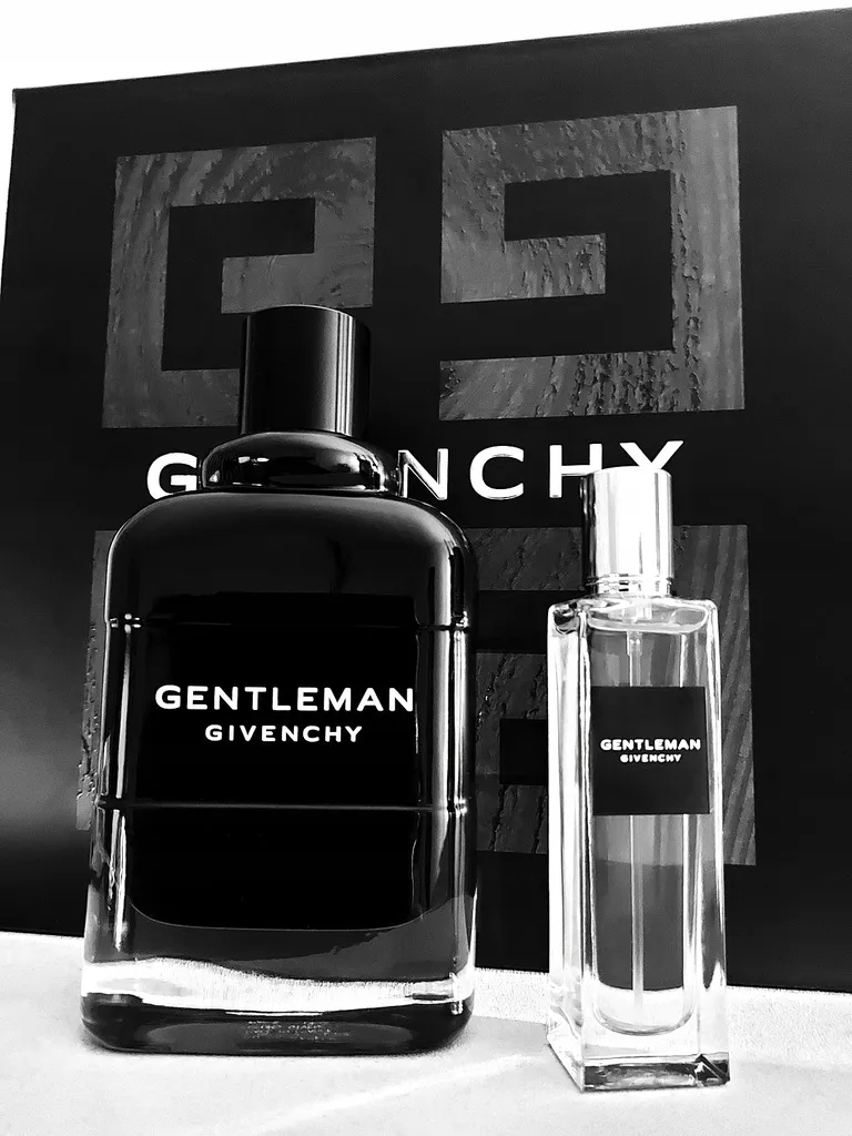 givenchy-gentleman-edp-100ml-flakon-korek