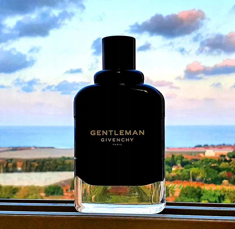 givenchy-gentleman-edp-100ml-flakon-korek