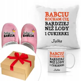 zestaw-prezent-na-dzien-babci-poduszka-kubek-kapcie-dla-babci-dziadka-imie