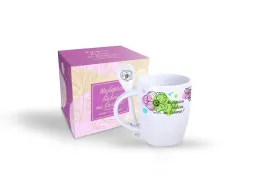 kubek-z-lyzeczka-dla-babci-w-pudelku-najlepsza-babcia-na-swiecie-300-ml