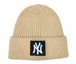czapka-zimowa-narciarska-ciepla-bezowa-new-york-yankees