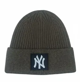 czapka-zimowa-narciarska-ciepla-brazowa-new-york-yankees