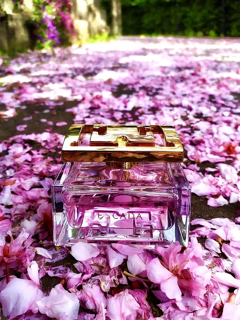 escada-especially-edp-75ml-flakon-korek