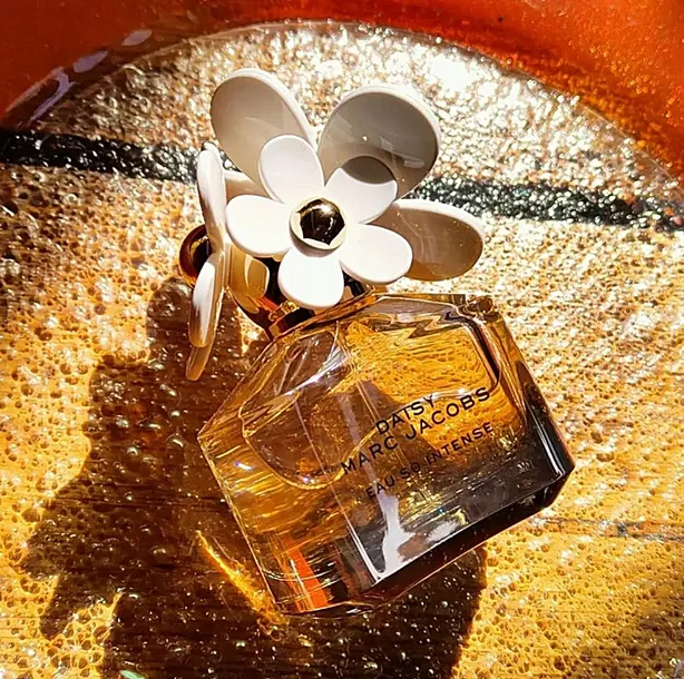 marc-jacobs-daisy-eau-so-intense-edp-100ml-flakon-stan-nowy