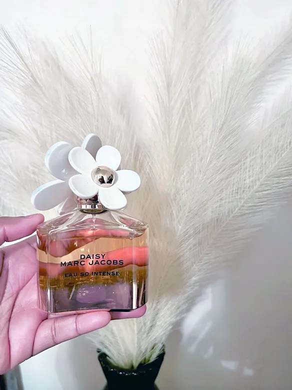 marc-jacobs-daisy-eau-so-intense-edp-100ml-flakon