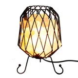 lampa-solna-w-metalowym-koszu-z-siatki-z-sola-dlugosc-wysokosc-27-cm